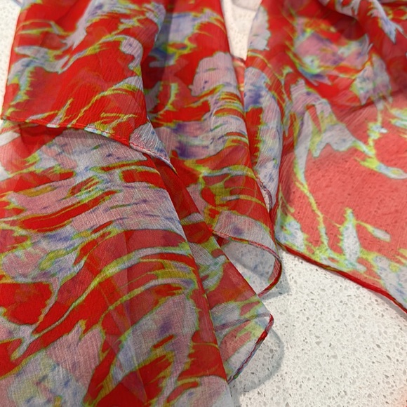 Bindya New York Scarf 100% Silk - Picture 3 of 5